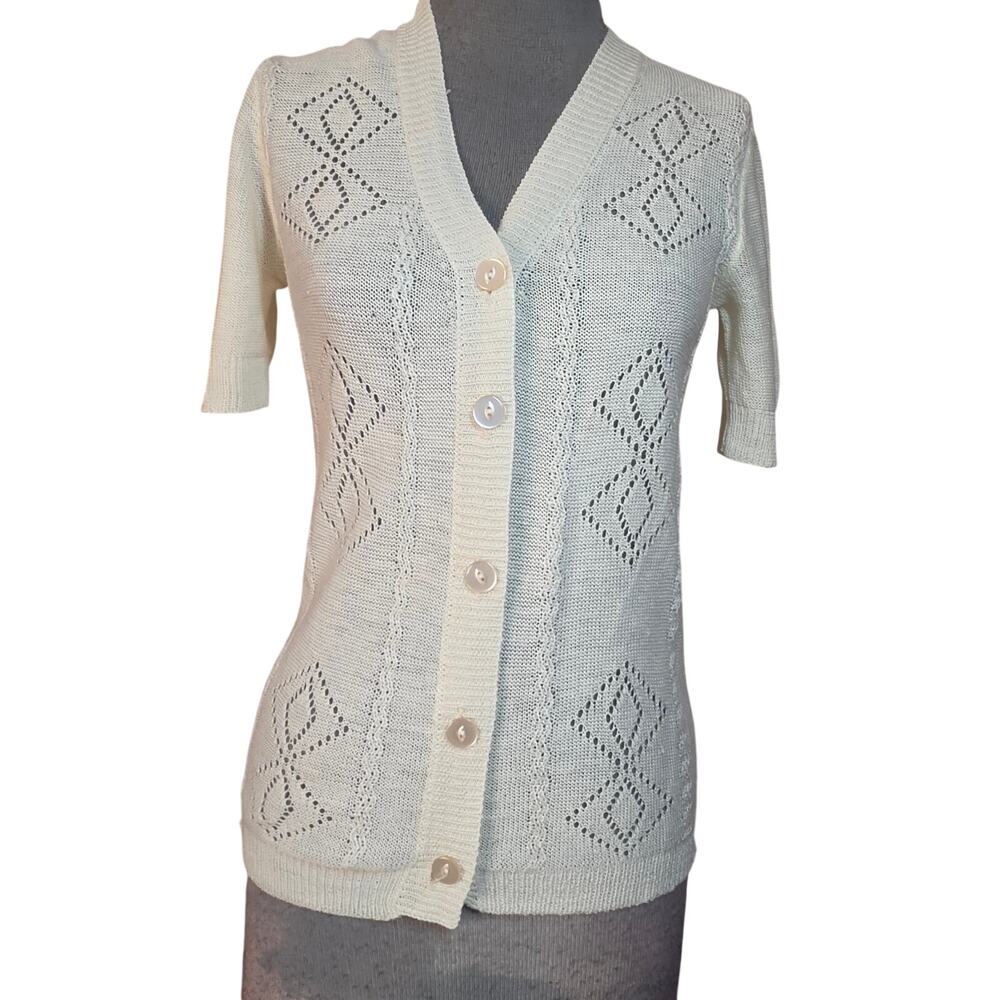Cream Short Sleeve Cardigan Sweater Size Small